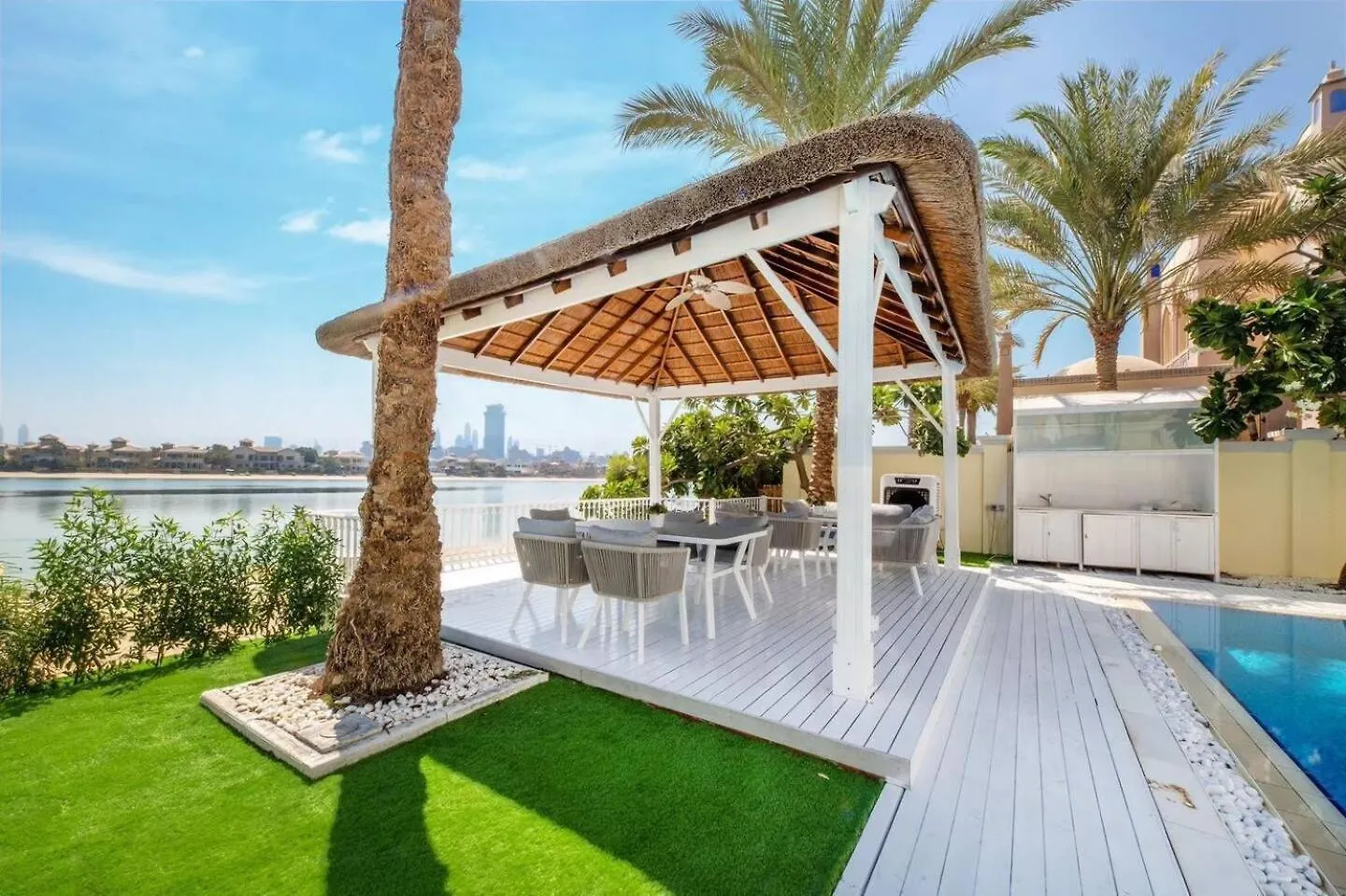 Pristine Paradise Villa In Palm Jumeirah Dubai 0*,  Emirados Árabes Unidos