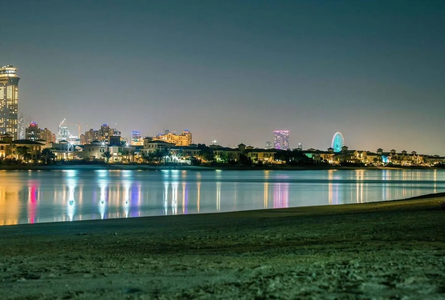 Pristine Paradise Villa In Palm Jumeirah Dubai